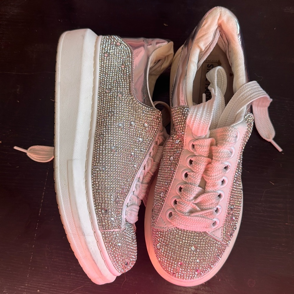 Steve Madden glimmer sneakers have been worn